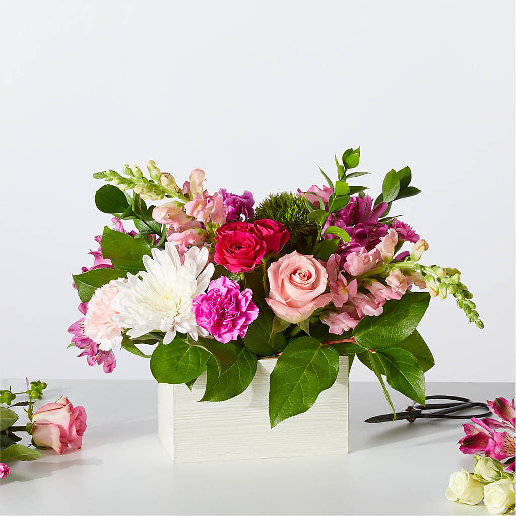 Sweetberry Box – A Florist Original – North Shore Florist, North Vancouver BC