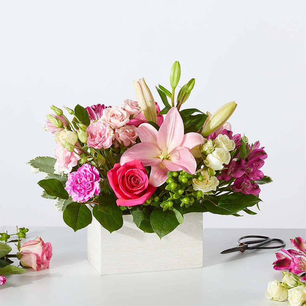 Sweetberry Box – A Florist Original – North Shore Florist, North Vancouver BC