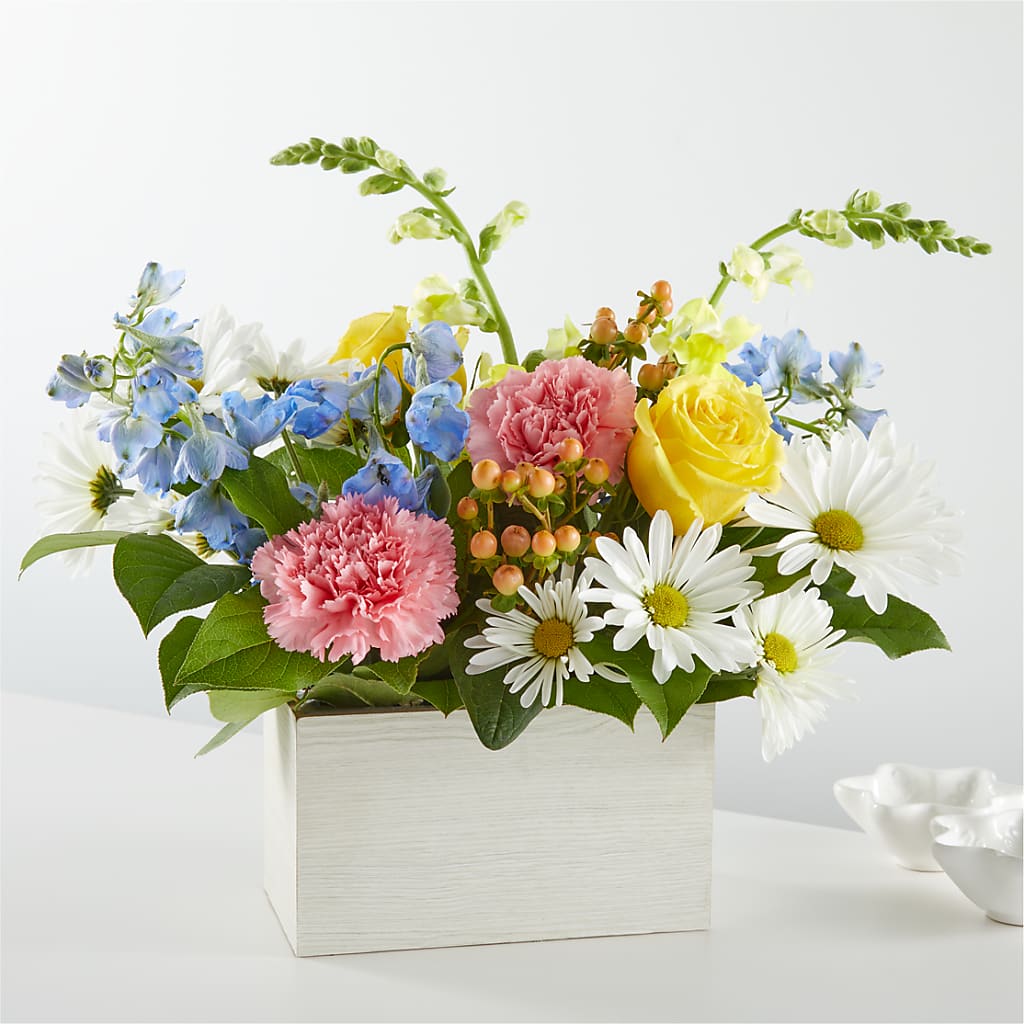 Sun Salutation Box Bouquet – North Shore Florist, North Vancouver BC