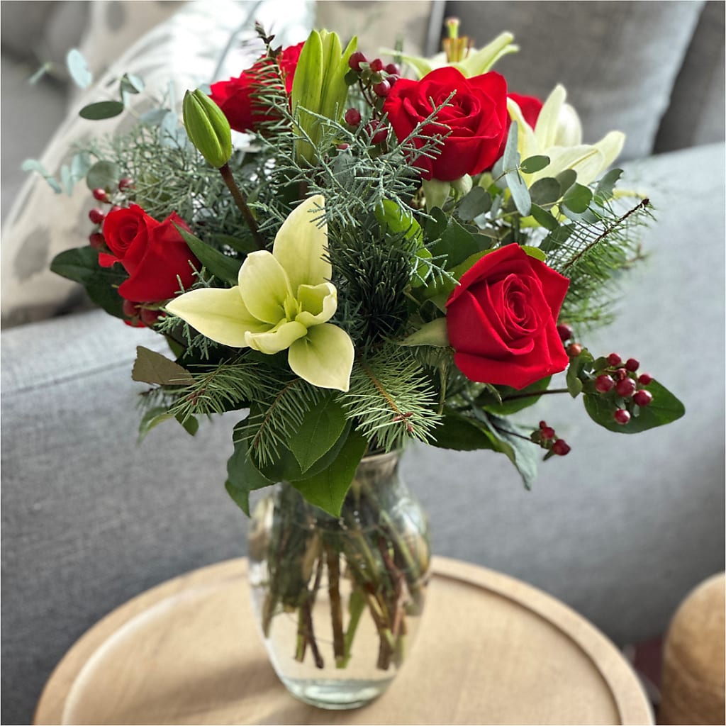 Glittering Lights Bouquet – North Shore Florist, North Vancouver BC