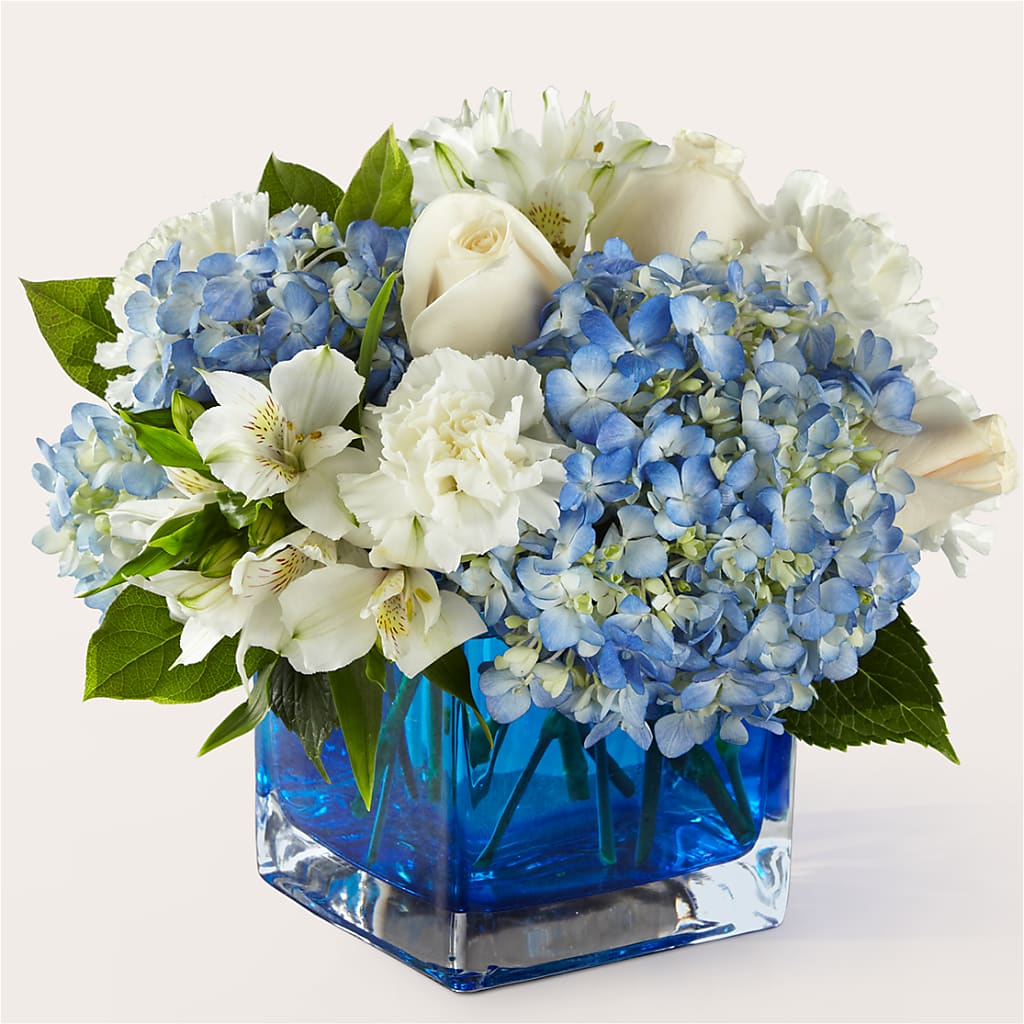 Soothing Waters Bouquet – North Shore Florist, North Vancouver BC