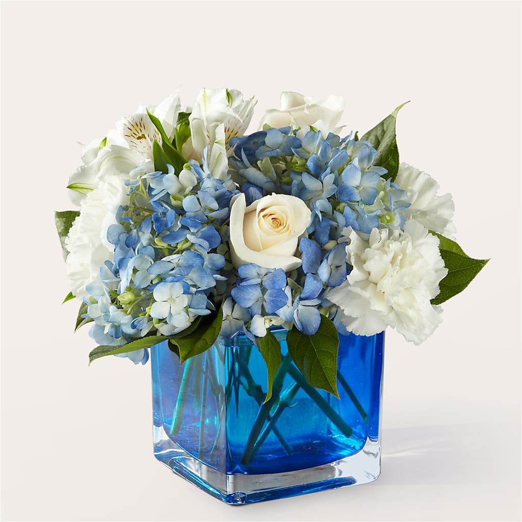 Soothing Waters Bouquet – North Shore Florist, North Vancouver BC