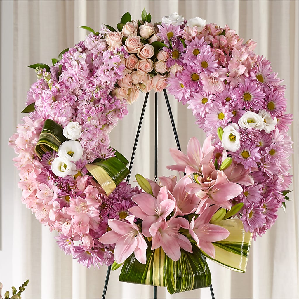 Gift of Warmth Wreath – North Shore Florist, North Vancouver BC