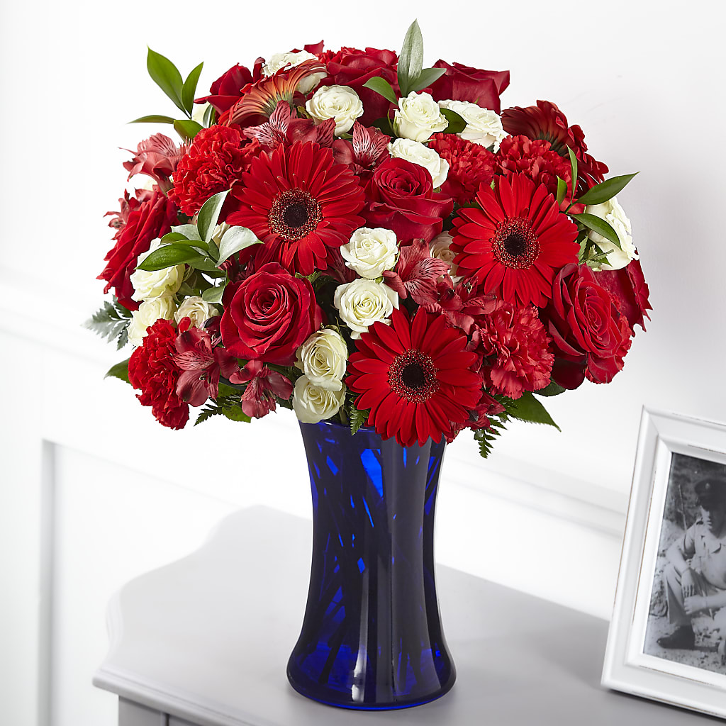 Hearts Embrace Bouquet – North Shore Florist, North Vancouver BC