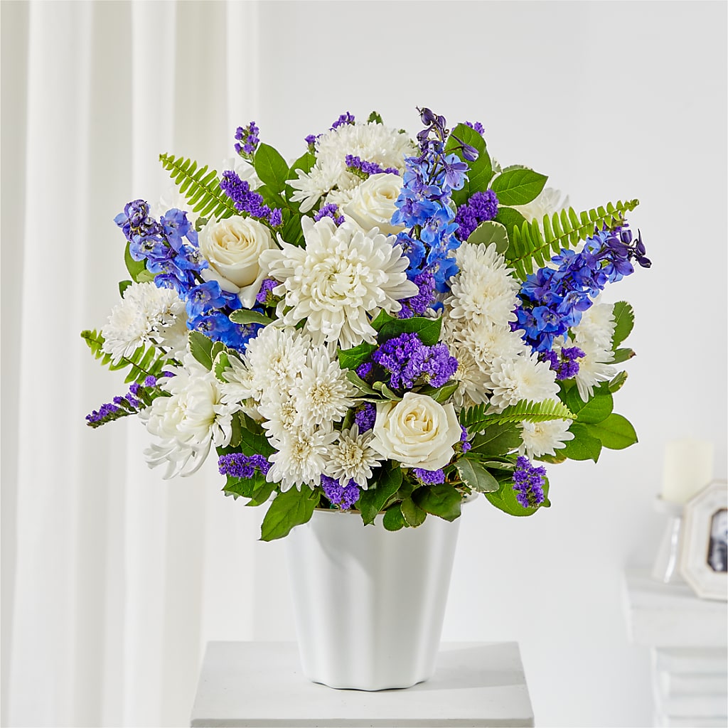Hold Dear Tabletop Basket – North Shore Florist, North Vancouver BC
