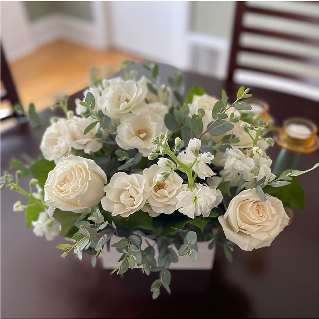 Fresh Linen Box Bouquet –  North Shore Florist, North Vancouver BC