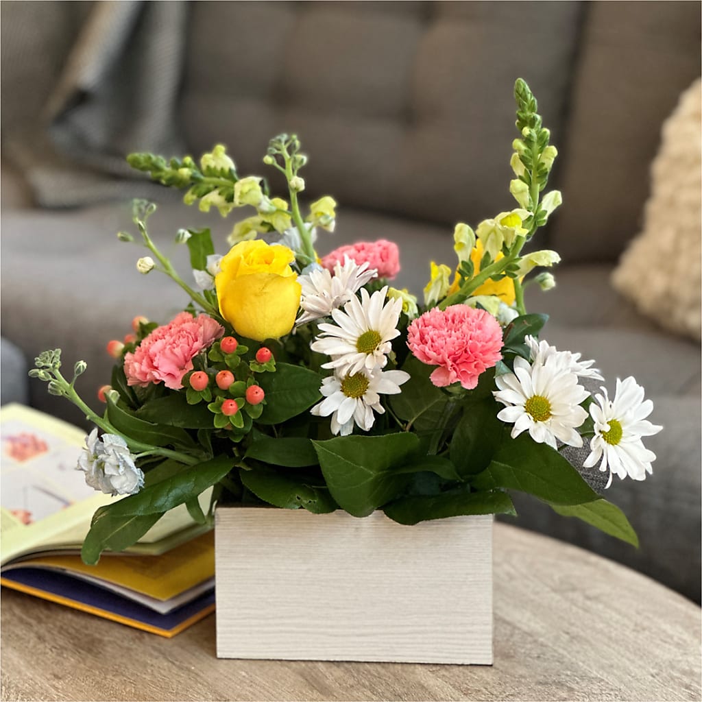 Sun Salutation Box Bouquet –  North Shore Florist, North Vancouver BC