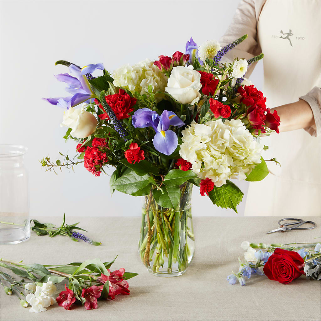 Star Spangled - A Florist Original –  North Shore Florist, North Vancouver BC