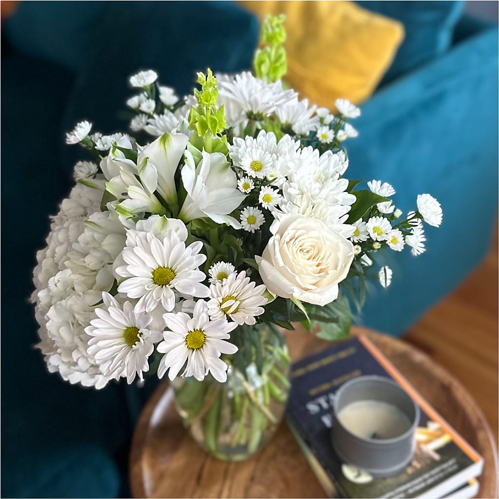 Classic Ivory – A Florist Original –  North Shore Florist, North Vancouver BC