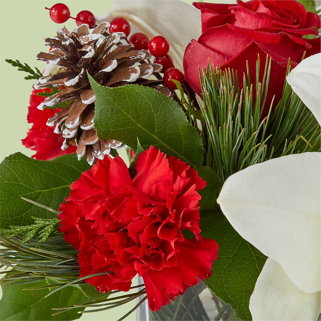Glistening Icicles Bouquet –  North Shore Florist, North Vancouver BC