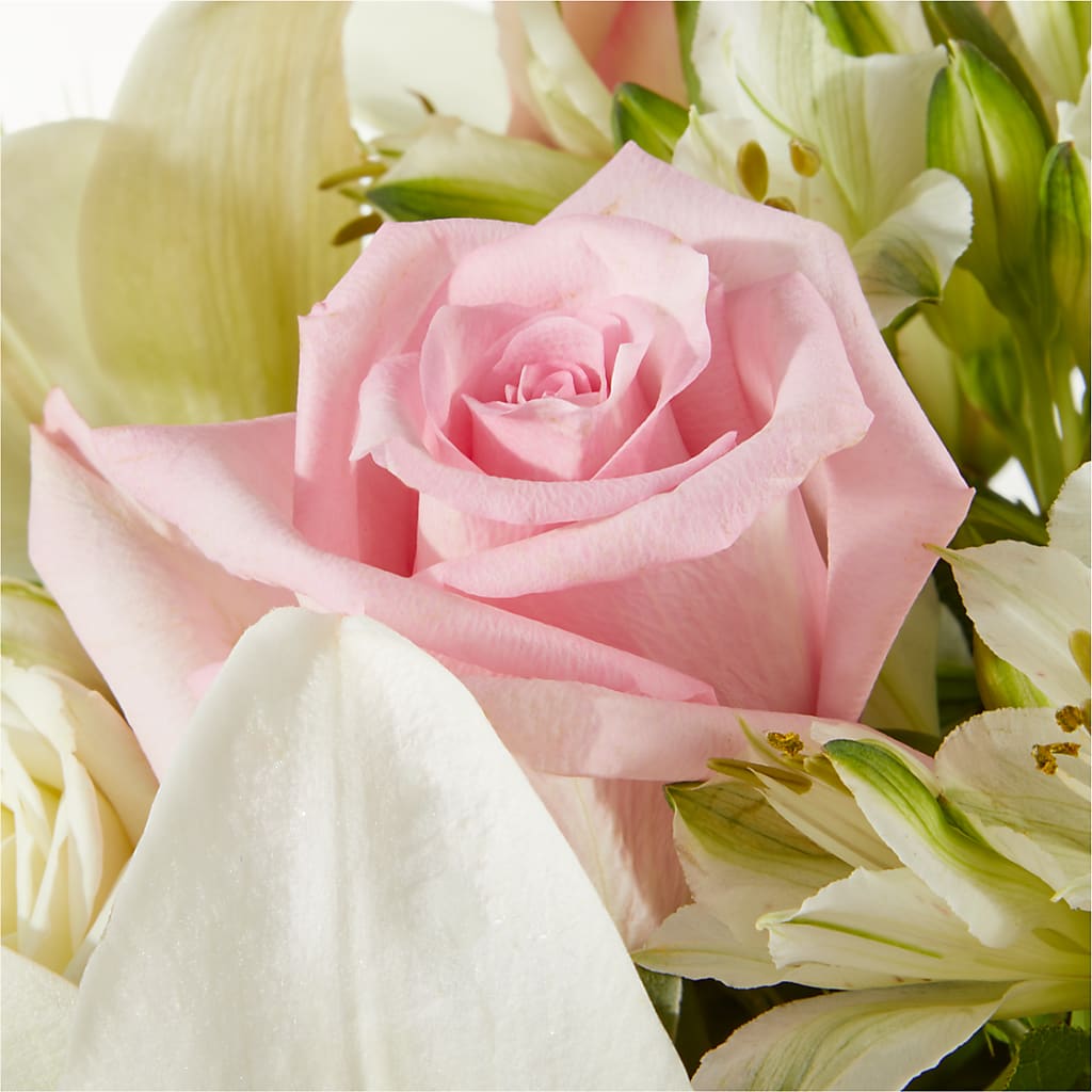 Kindhearted Bouquet –  North Shore Florist, North Vancouver BC