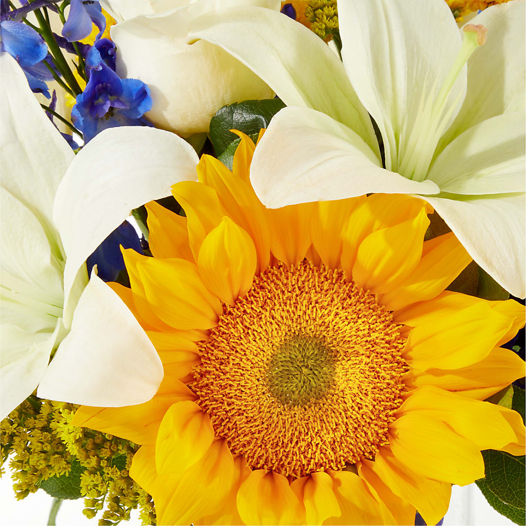 Stargazing Bouquet –  North Shore Florist, North Vancouver BC