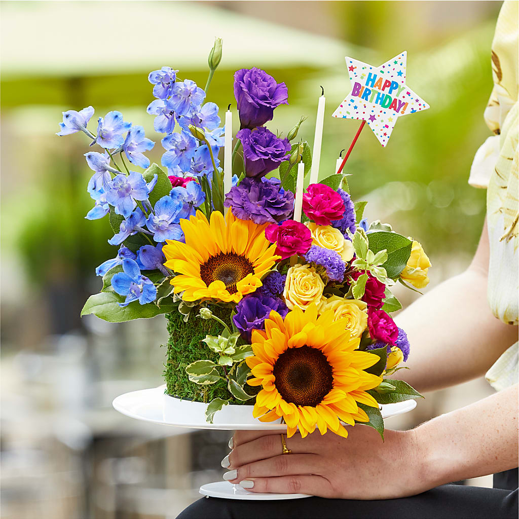 Star of the Day Floral Cake –  North Shore Florist, North Vancouver BC